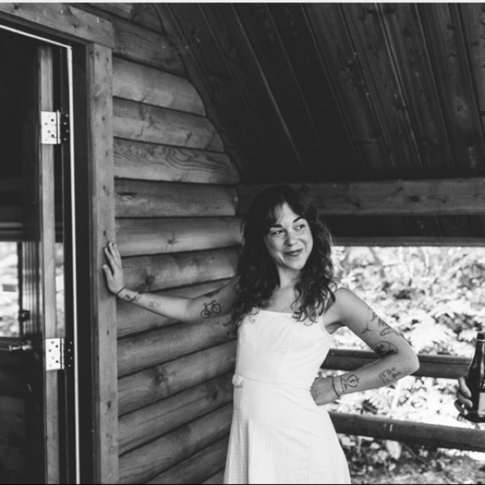 Meet your Posher, Ariela